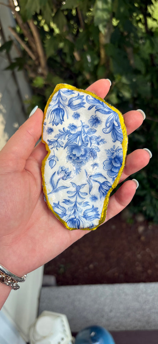Blue Floral Oyster Trinket