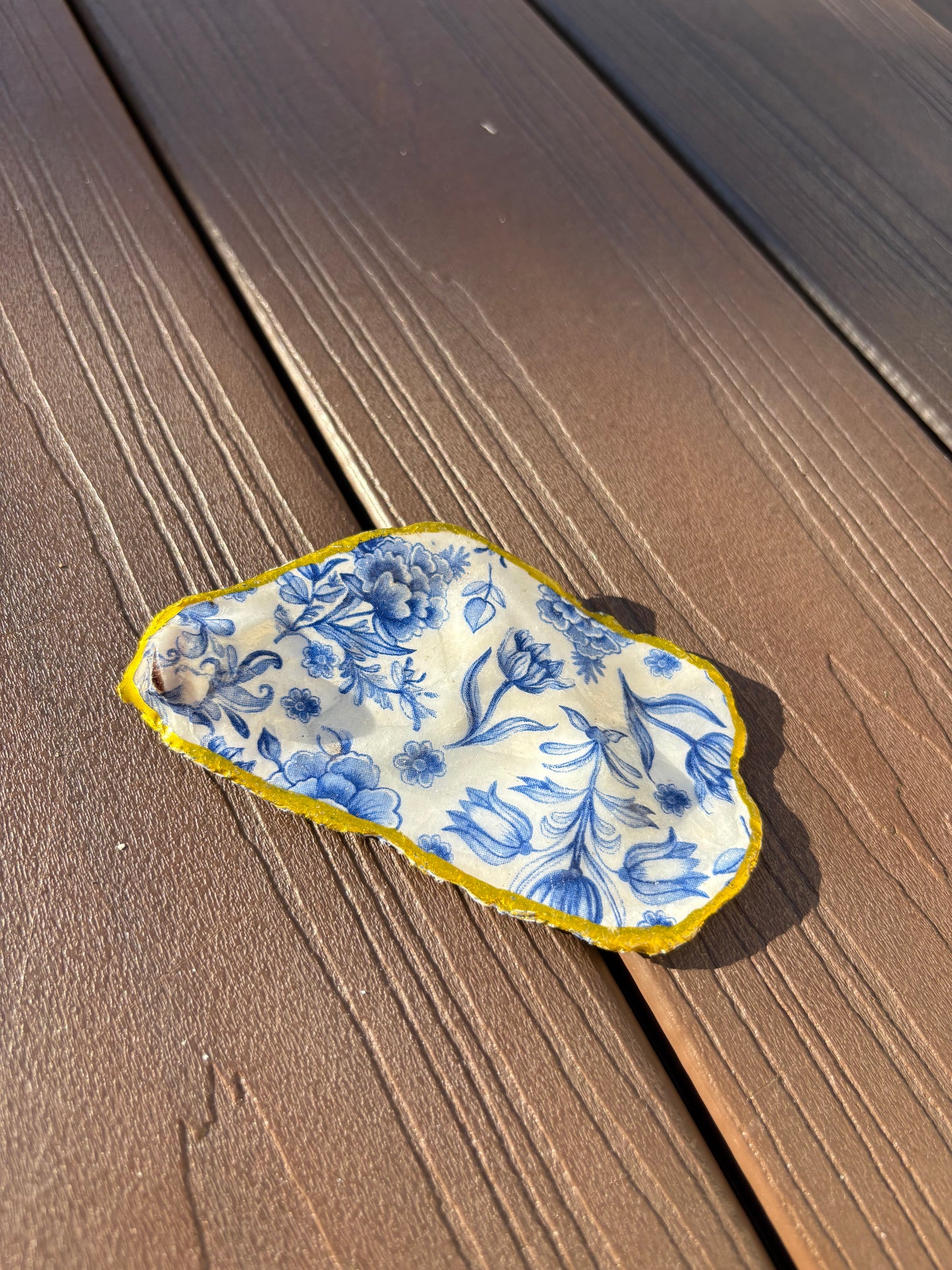Blue Floral Oyster Trinket