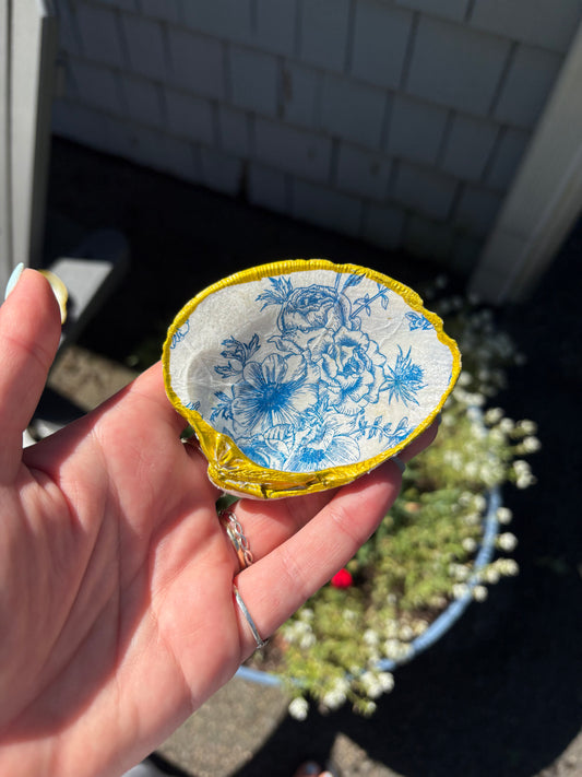 Blue Floral Clam Shell Jewelry Dish