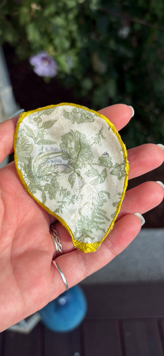 Green Floral Oyster Trinket